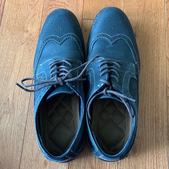 GH Bass & Co wingtip Oxford shoes, size 8.5 - Picture 2 of 7